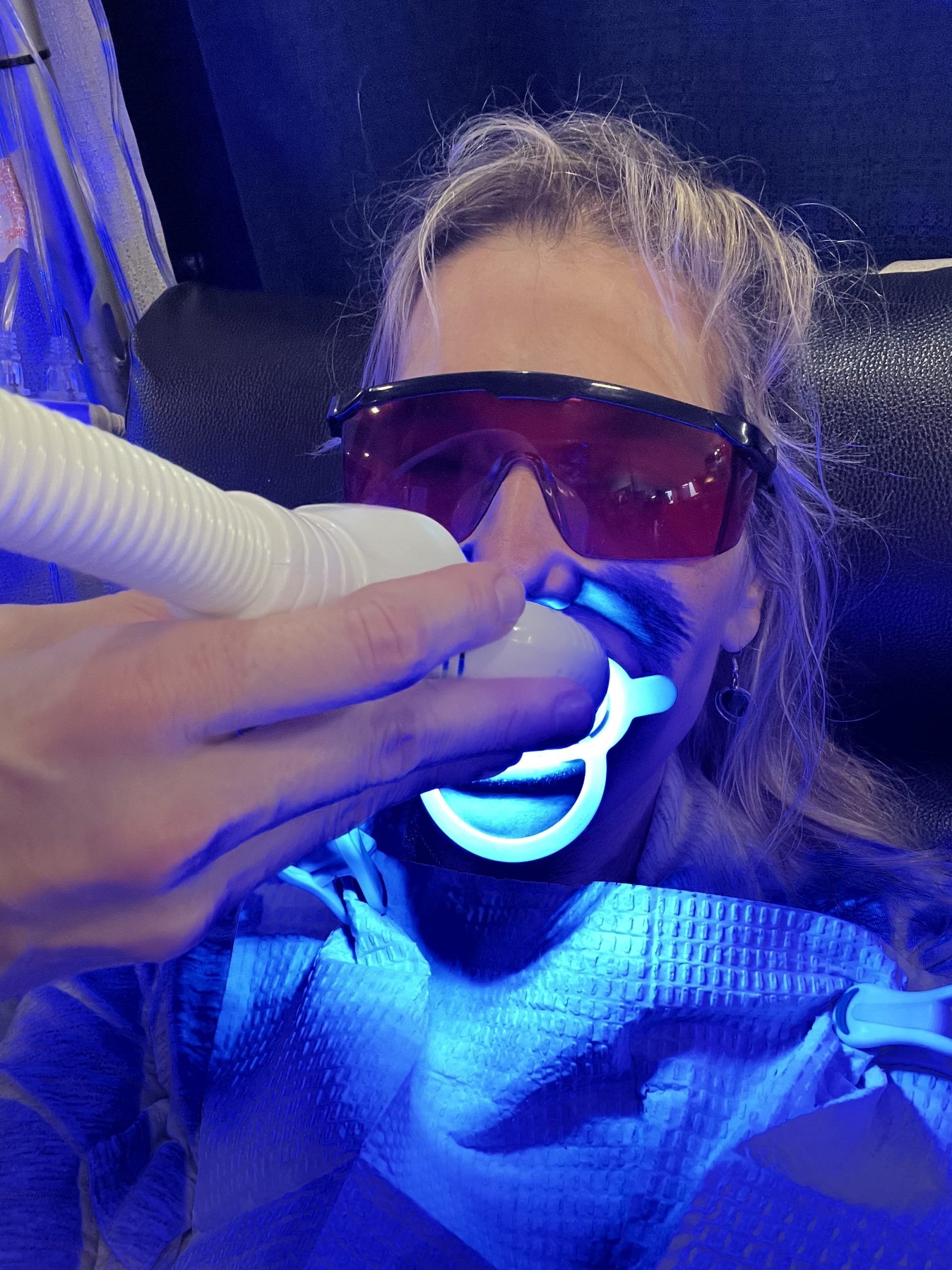 Ellyn Teeth Whitening